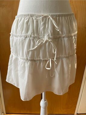 Princess Polly white mini skirt size 8